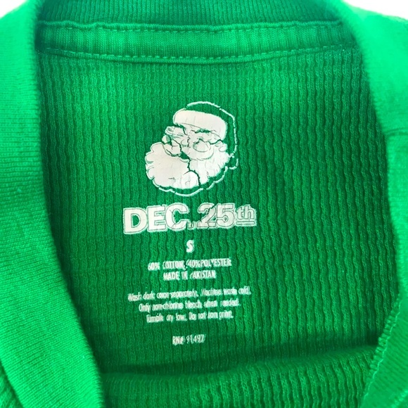 Dec 25th Bright Green Christmas Penguin Thermal S - Picture 3 of 5
